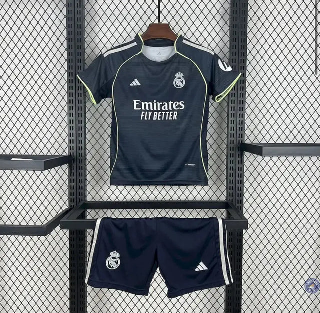 Kits Enfants Real Madrid 2025/26 Extérieur