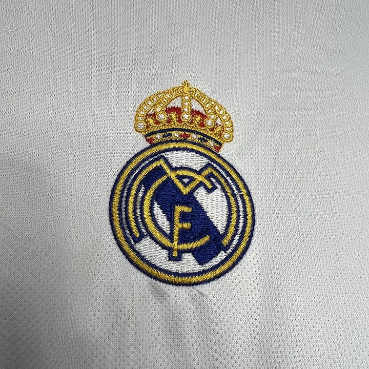 Maillot Real Madrid foot concept 2024 2025