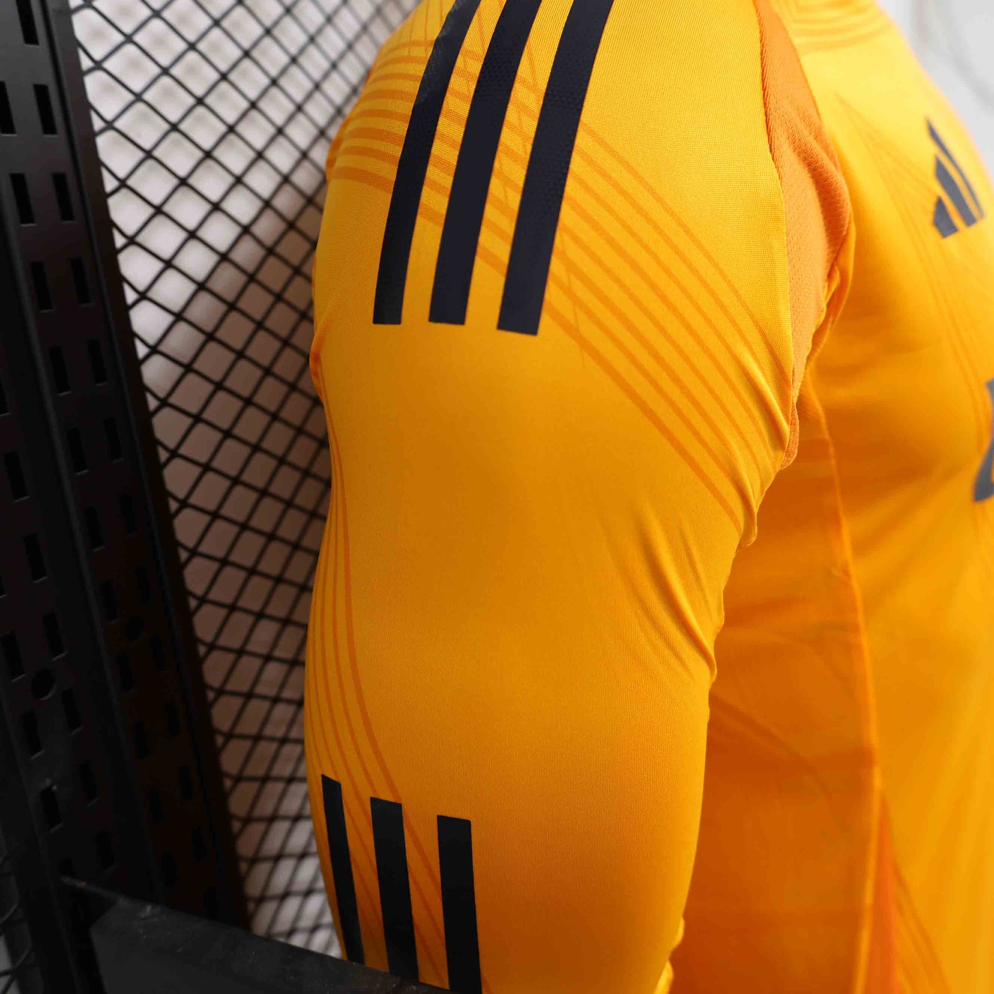 Maillot 24-25 Real Madrid Manche Longue