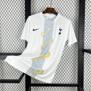 Maillot Tottenham concept 2025-26