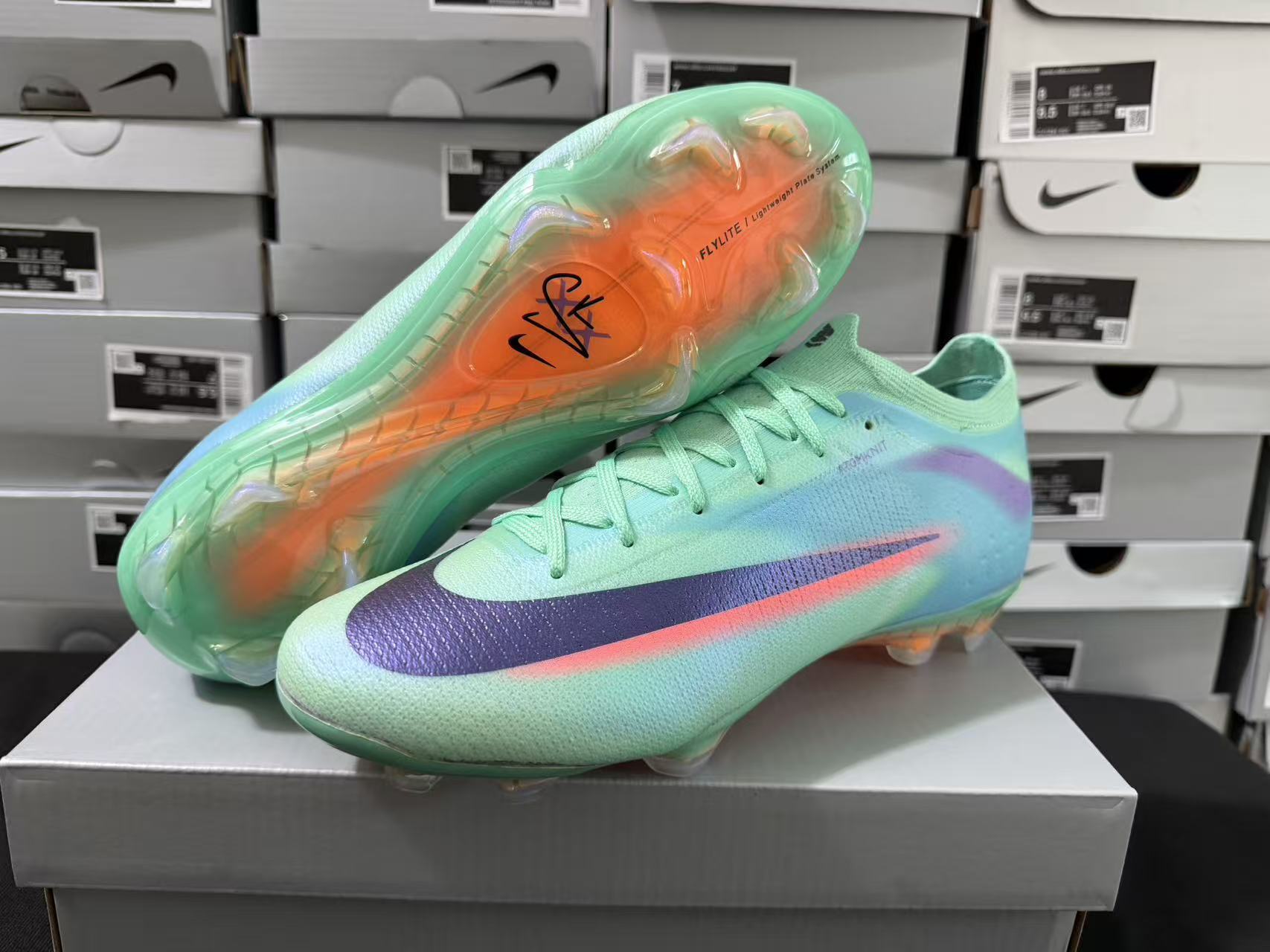 Air Zoom Mercurial Vapor XV Elite FG