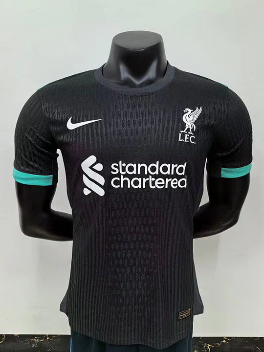 Maillot Liverpool saison 2023-2024 extérieur version player totalement noir