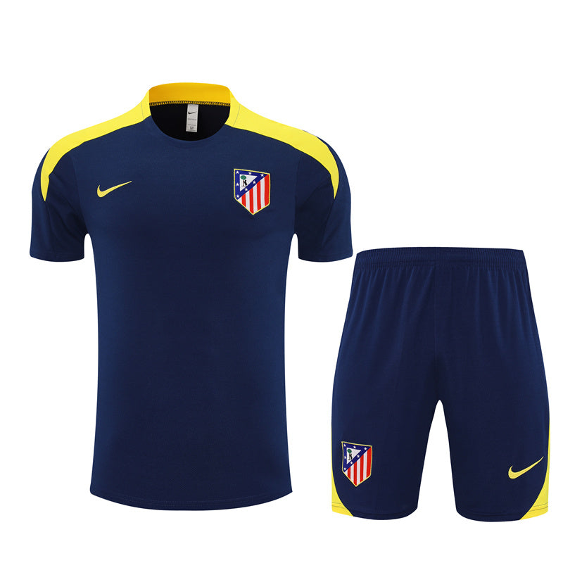 Atletico Madrid ensemble maillots 25/26