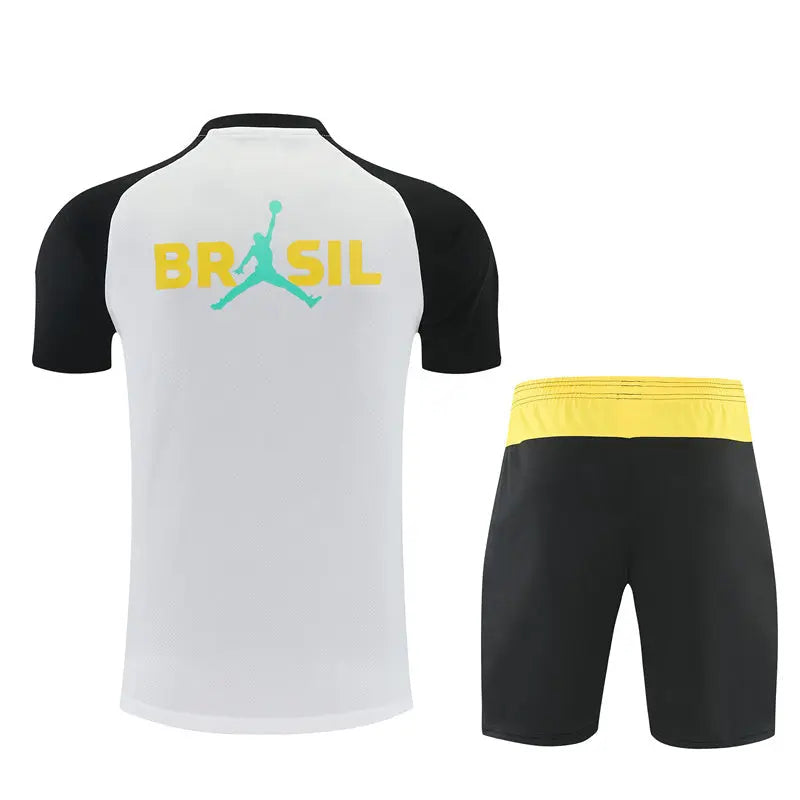 Ensemble Training Brésil Blanc 2026/2027 — visuel 2 sur 2