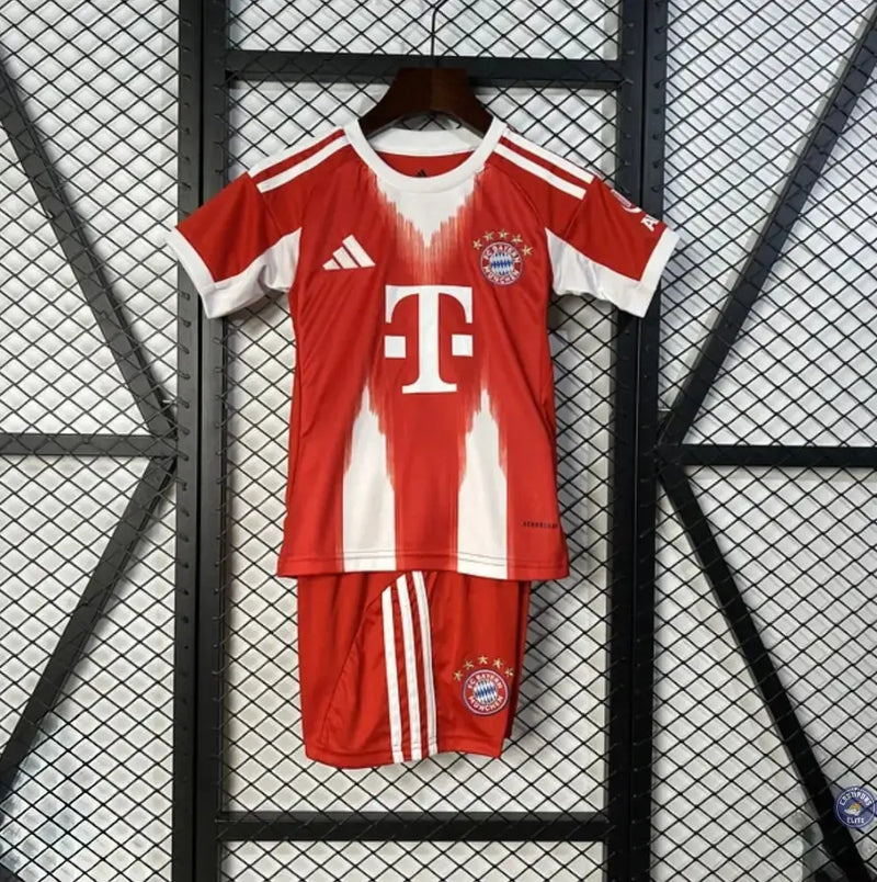 Kits Enfants FC Bayern 2025/26 Domicile — visuel 1 sur 2