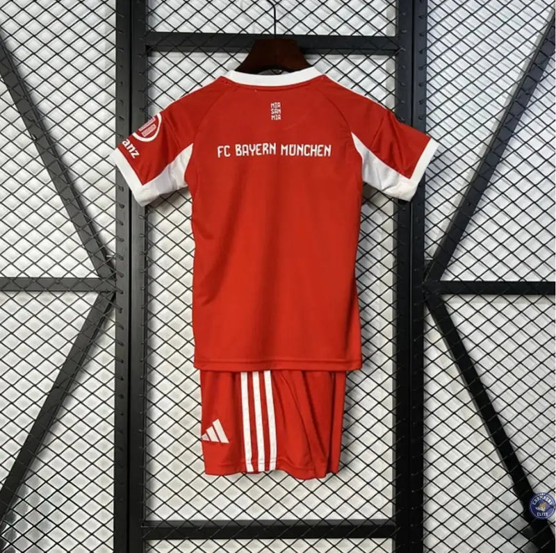 Kits Enfants FC Bayern 2025/26 Domicile — visuel 2 sur 2