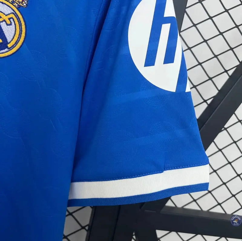 Maillot Real Madrid 2025/26 Third — visuel 3 sur 4