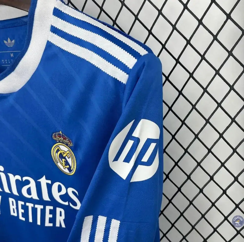 Maillot Real Madrid 2025/26 Third à manches longues — visuel 2 sur 3
